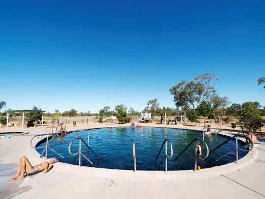 Lightning Ridge Hot Artesian Baths