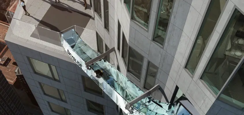 Skyslide US Bank Tower Los Angeles