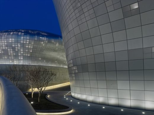 Dongdaemun Design Plaza Seoul building by Zaha Hadid Architect