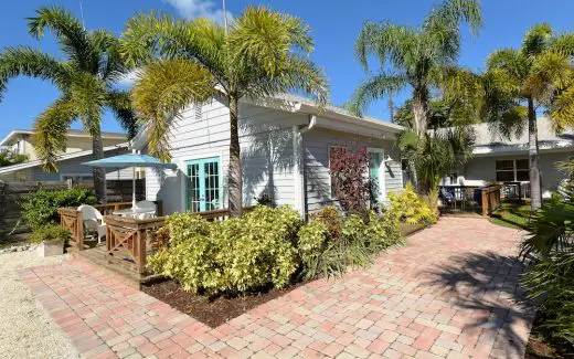 Florida’s Sun Coast beach vacation accommodation