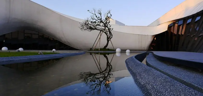 Flowing Tai Chi Sales Center by Cruz Kang