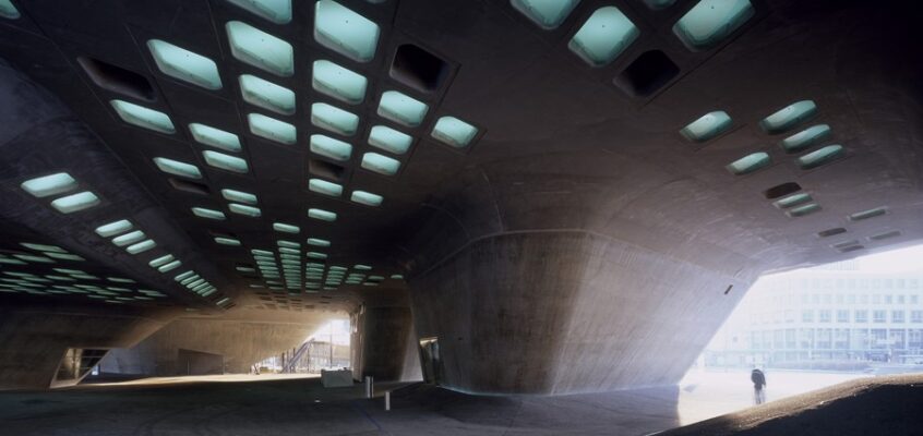 Phaeno Centre Wolfsburg, Zaha Hadid Germany