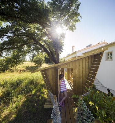 Tree House in Albergaria dos Doze