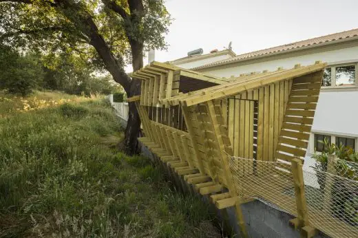 New Portuguese House in Portugal design by Saperlipopette les Architectes, Martial Marquet