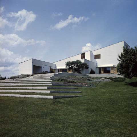 Maison Louis Carré France Alvar Aalto building