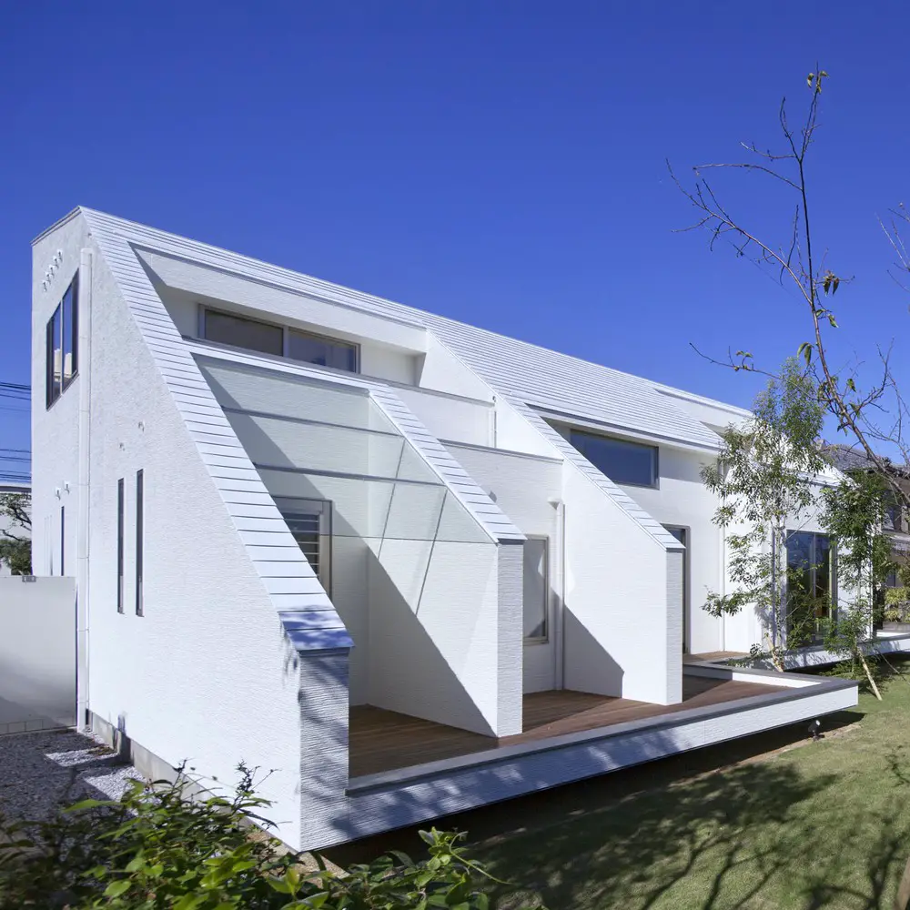 I3 house: Residence in Miyazaki City