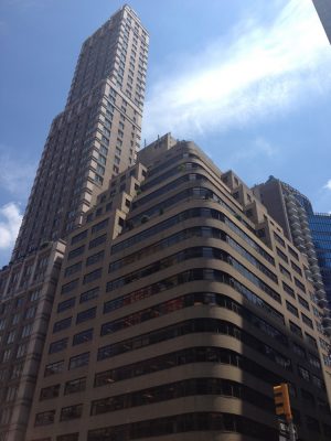 Fifth Avenue New York building