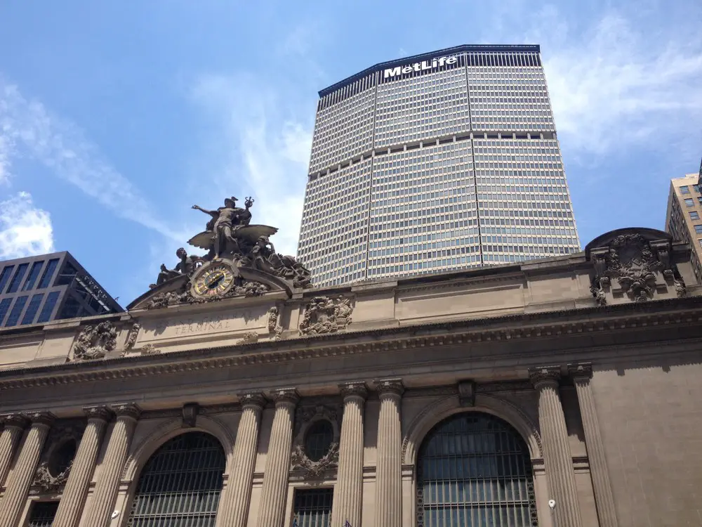 Grand Central New York with Metlife Building