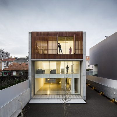 Porto home by AZO. Sequeira Arquitectos Associados Lda