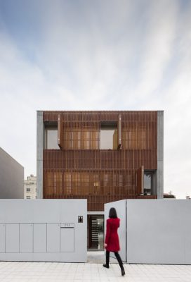 Reconstructed Residence in Porto 