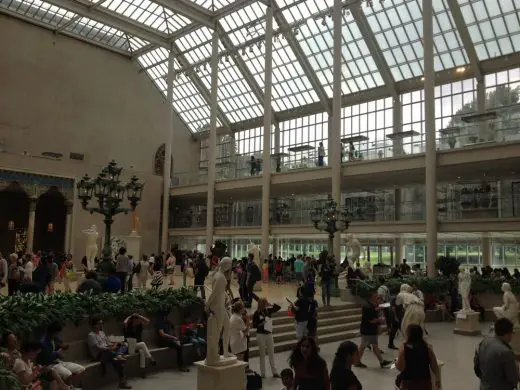 New York Metropolitan Museum of Art building