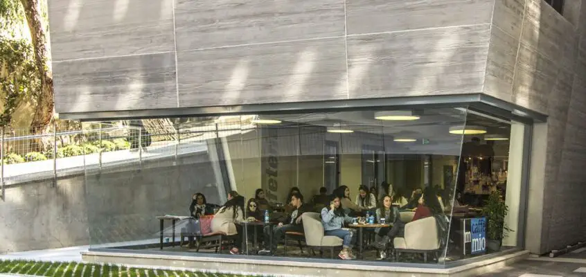 Foreign Language Building İzmir, YDYO School