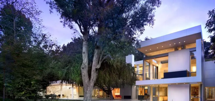 Canyon Residence in Los Angeles, Net-Zero Villa