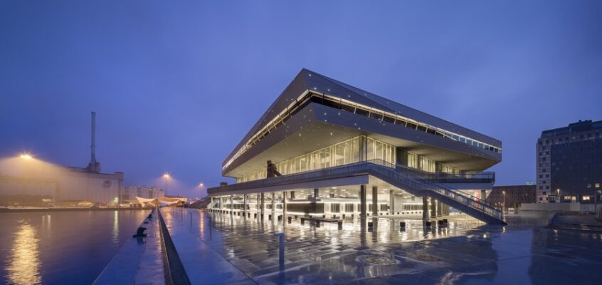 Aarhus Architecture Walking Tours, Buildings