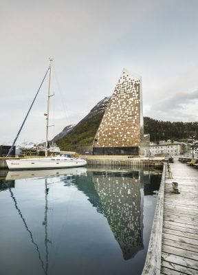 Norwegian Mountaineering Center Building