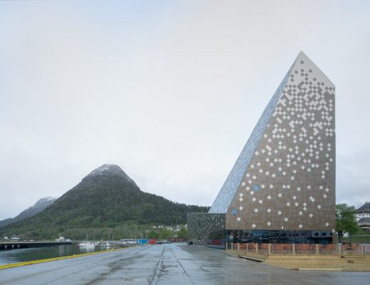 Møre og Romsdal Mountaineering Center