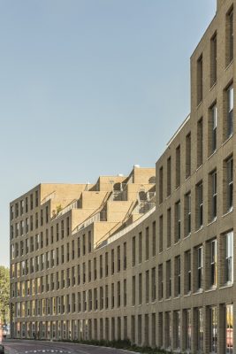 Smiley Zeeburgereiland Apartment Complex