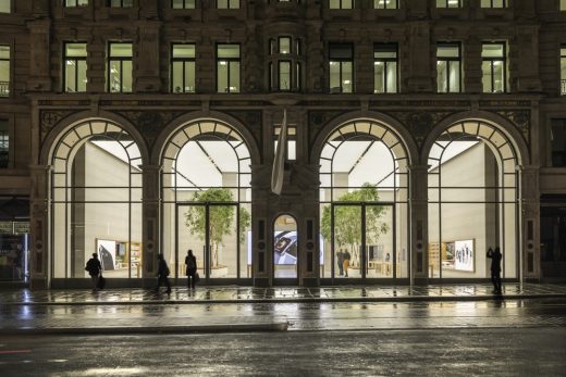 Apple in Regent Street