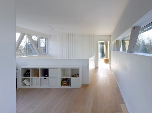 Bridge House in Tannay