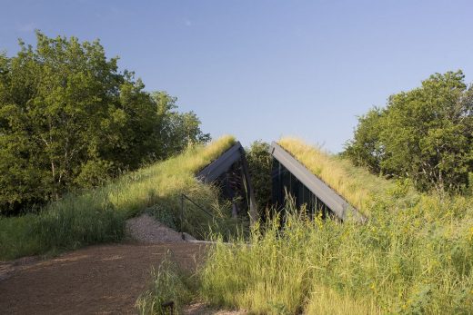 Edgeland Residence in Austin
