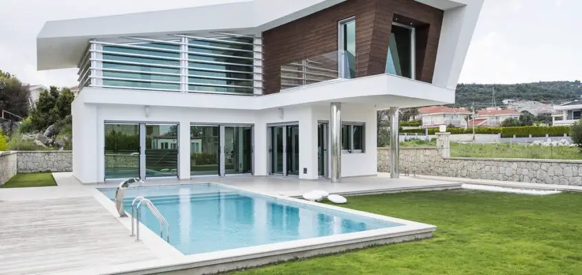 Summer House in Izmir Property