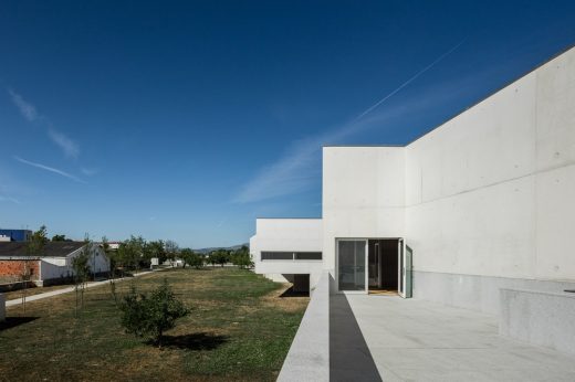 Chaves building design by architect Álvaro Siza Vieira