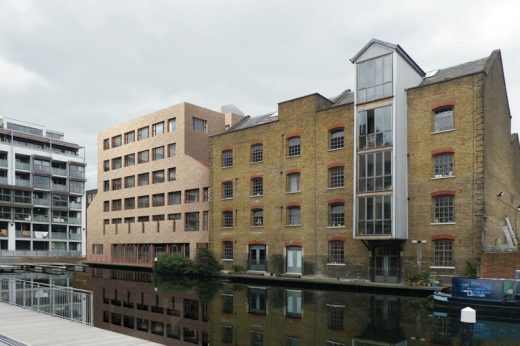 New Hackney Primary School building by Henley Halebrown