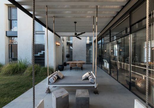 T House in Tel Aviv