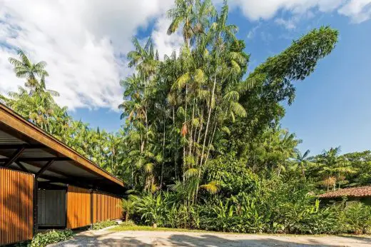 Una Pavilion in São Sebastião