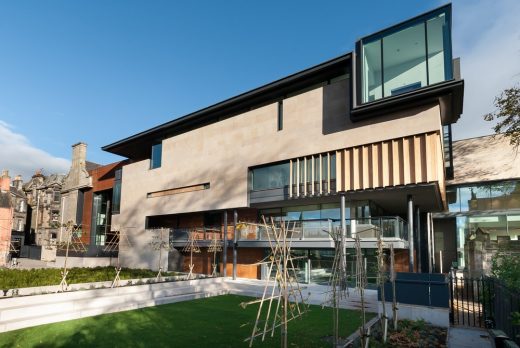 Carnegie Museum and Arts Centre Dunfermline Building