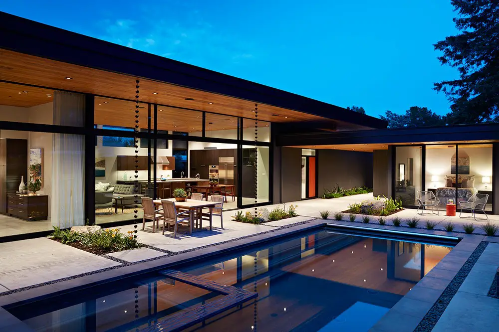 Glass Wall House