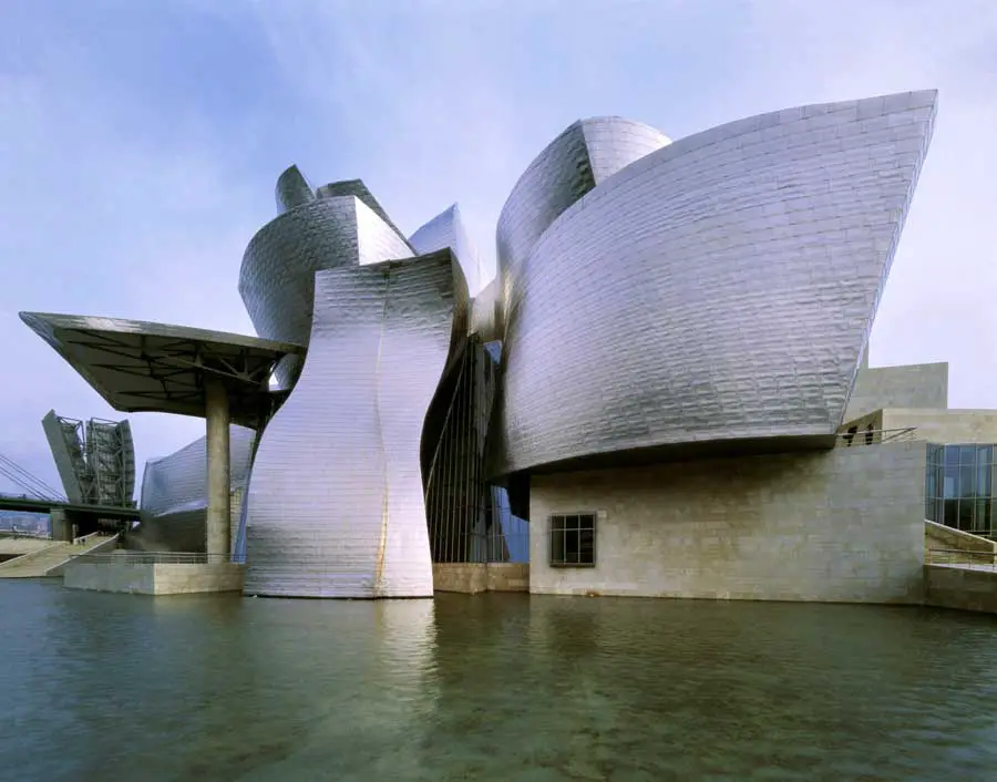 Guggenheim Museum Bilbao Building