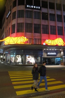 Digital Origami Tigers at 2016 Lausanne Light Festival