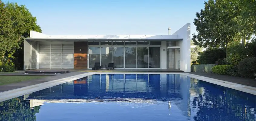 Pool House in Nicosia, Cyprus