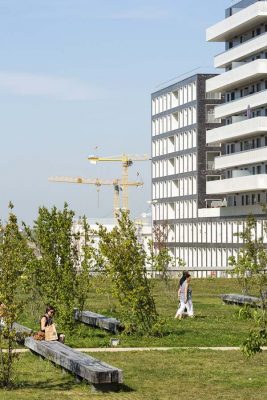 Terrace 9 Housing and Office Building in Nanterre