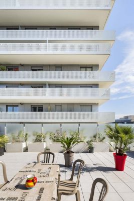 Terrace 9 Housing and Office Building in Nanterre