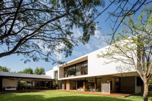 Contemporary Mexican Property design