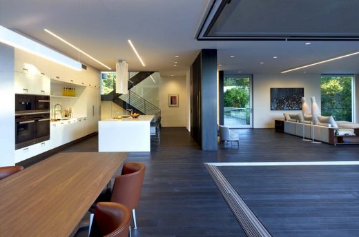 Luxury House in Los Altos Hills California