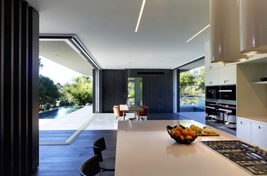 New luxurious property in Santa Clara by Feldman Architecture