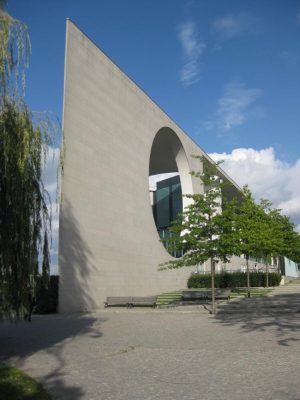 Federal Chancellery Berlin building design by Axel Schultes Architect