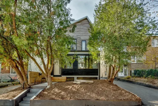 House 46H in Toronto property