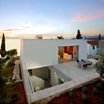 Contemporaryr esidential project in Croatia design by DVA ARHITEKTA