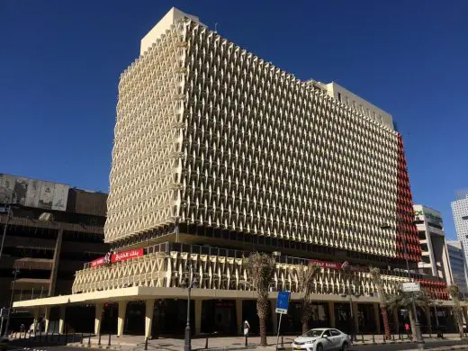 Building on Oman Street