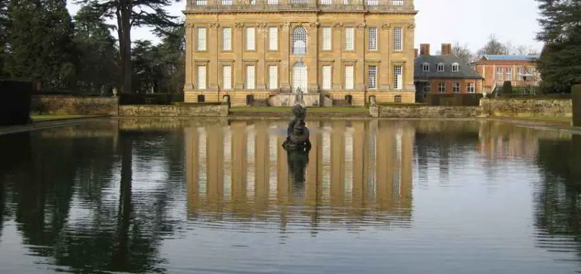 Northamptonshire Buildings: Architecture