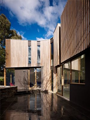 The Glen Iris House