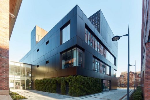 University of Liverpool School of Management Extension