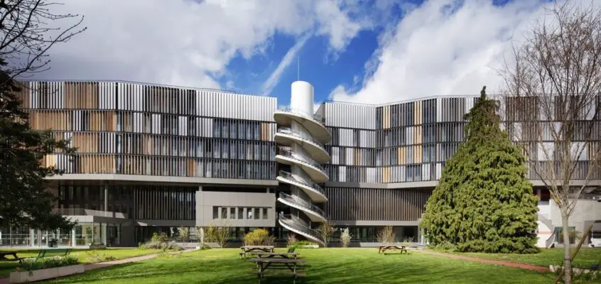 Campus Jourdan Paris Building