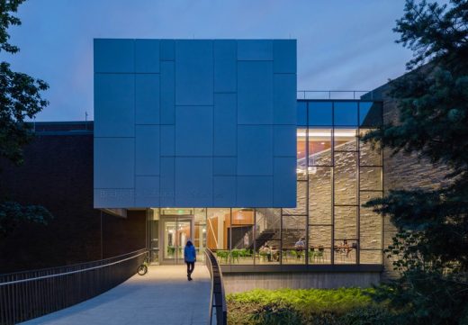 Bridge for Laboratory Sciences, Vassar College, Poughkeepsie | www.e-architect.com