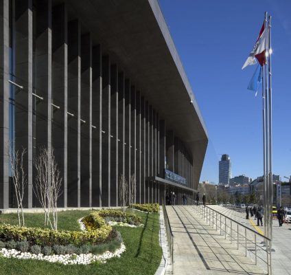 Şişli City Hall building Istanbul | www.e-architect.com