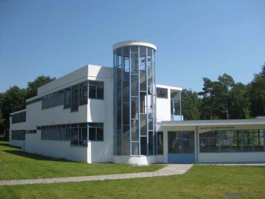Sanatorium Zonnestraal Modern Hilversum Building | www.e-architect.com